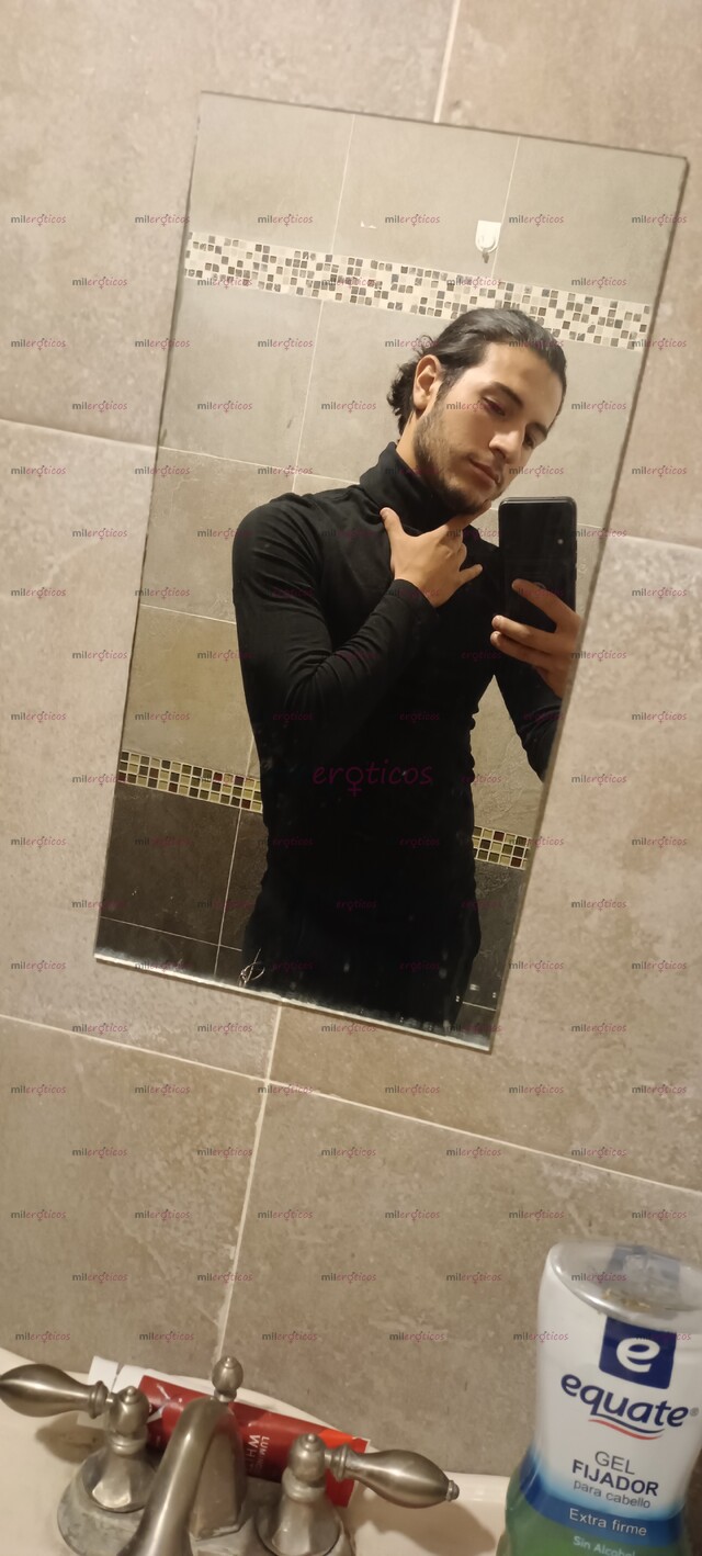 FOTOS DE JOVEN DELGADO, ATRACTIVO Y DISPUESTO SOLAMENTE PAR TI