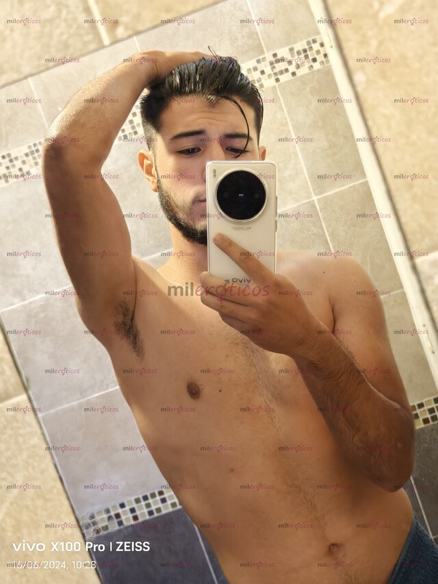 FOTOS DE JOVEN DELGADO, ATRACTIVO Y DISPUESTO SOLAMENTE PAR TI