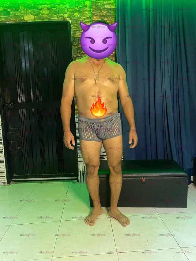 FOTOS DE VETERANO DOTADO ETERO SERVICIO A MUJERES FANTASÍAS TRÍO PAREJAS CUCKOLD