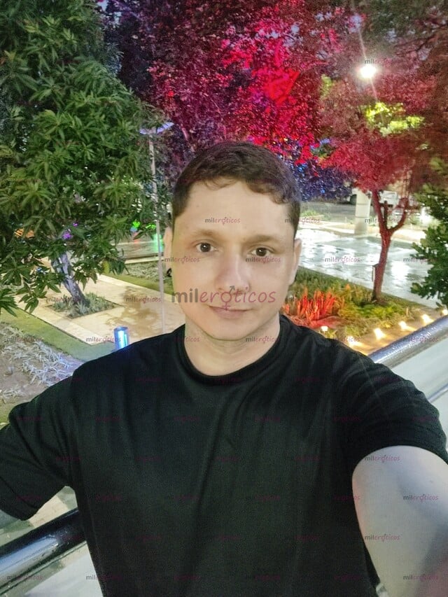 FOTOS DE CHICO HOMBRE SERIO TERAPIAS Y DEMÁS PARA TODO TÍPO DE PERSONAS