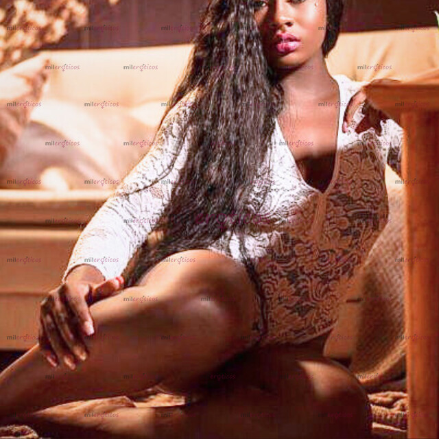 FOTOS DE MORENA HERMOSA, VOLUPTUOSA, EXCLUSIVA PARA TI.