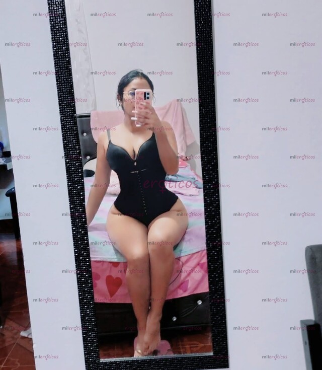 FOTOS DE MORENA, NALGONA, CACHONDA, PERVERTIDA, EXTROVERTIDA, DOMINANTE O SUMISA