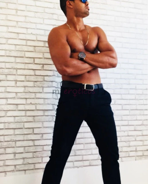 Ola sou felipe massagista esta em busca de uma verdadeira massagem entao mim chama e vamos agendar seu atendimento maravilhoso71984841316vou caprichar...