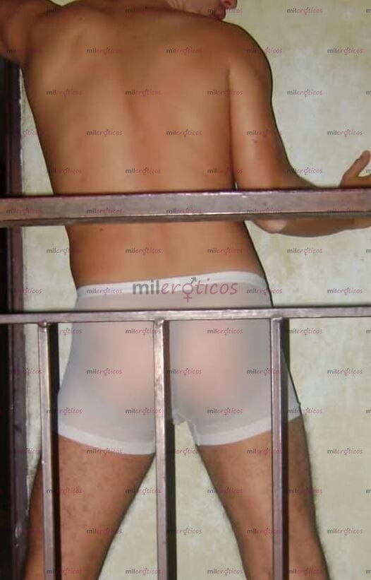 FOTOS DE HOMBRE SINGLE DESCOMPLICADO Y MENTE ABIERTA, VOYEUR Y EXHIBICIONISTA.