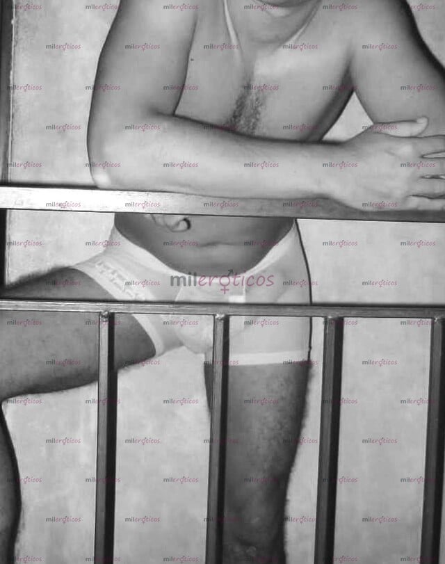 FOTOS DE HOMBRE SINGLE DESCOMPLICADO Y MENTE ABIERTA, VOYEUR Y EXHIBICIONISTA.