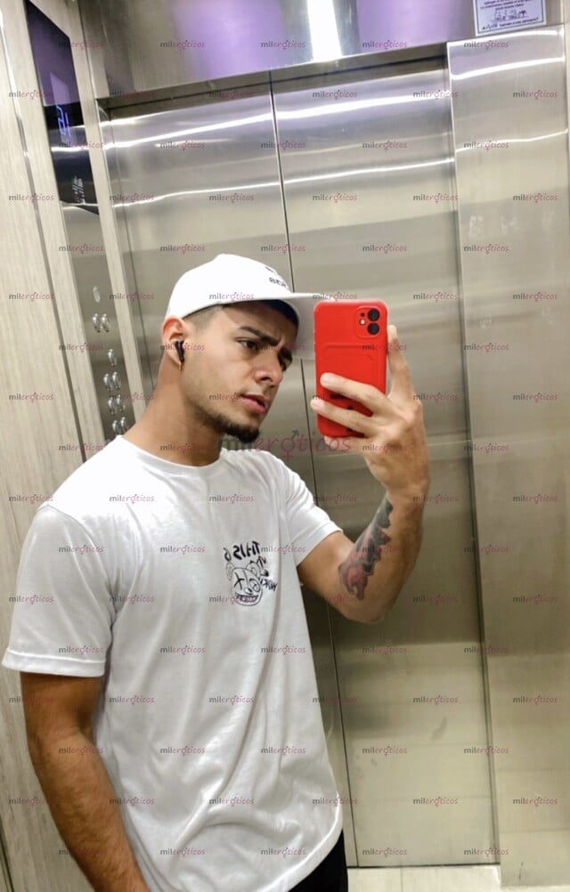 FOTOS DE HETERO CURIOSO, GUSTOSO POR CULO TRAGONES