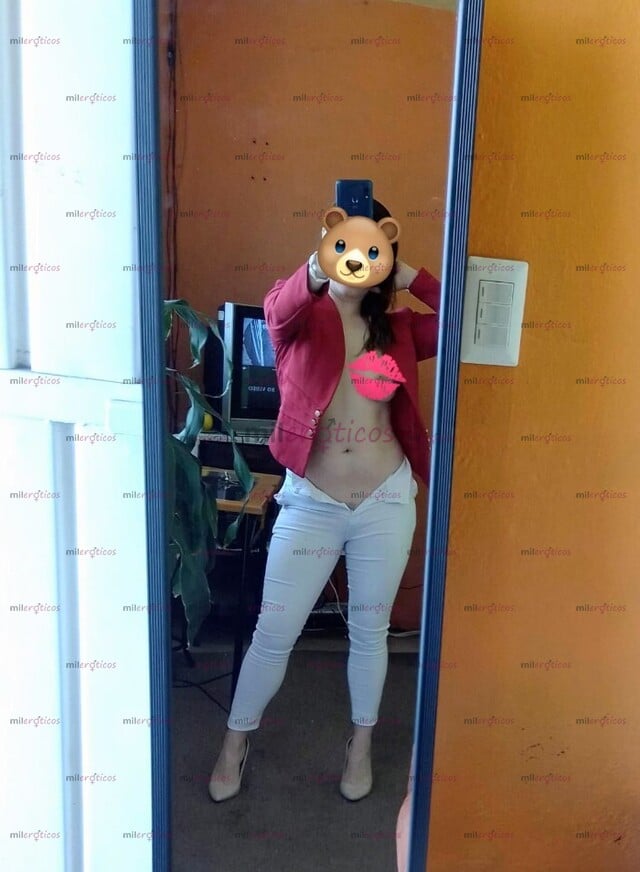 FOTOS DE QUIERO LLENARME DE TU HUMEDAD, TENERME ENTRE TUS BRAZOS SERÁ LO MEJOR AMOR. . ,