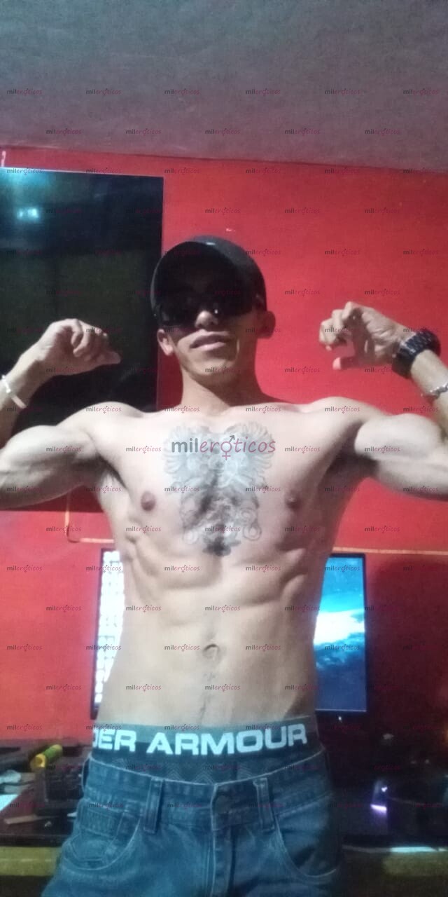 FOTOS DE SOY CRISTHIAN UN CHAKAL QUE TE HARÁ GEMIR DE PLACER