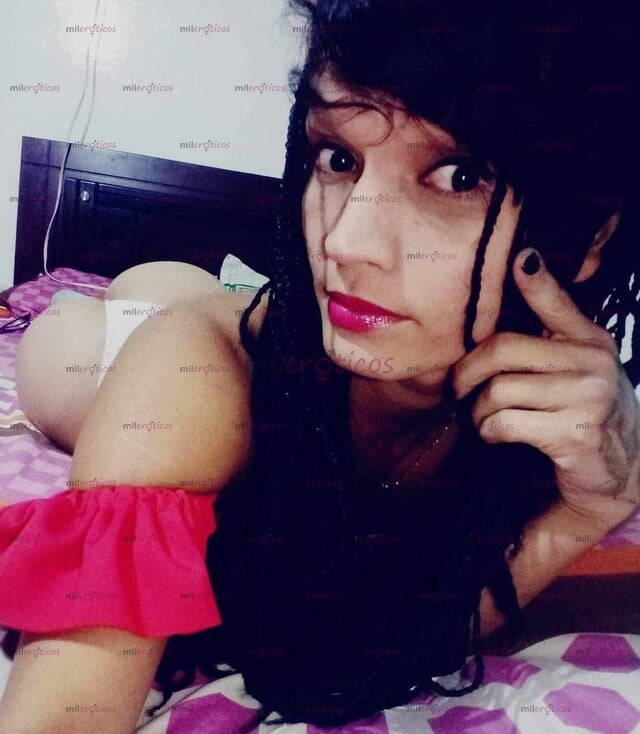 FOTOS DE SENCILLA Y NATURAL PARA TU MORBO BB CON GANAS DE SACARTE TU LECHESITA