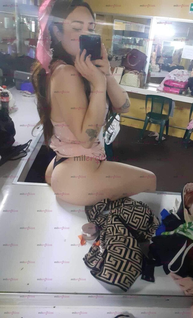 FOTOS DE HOLA AMOR SOY CAROLINA BAILARINA DE CABALLO NEGRO! GÜERITA DELGADITA .