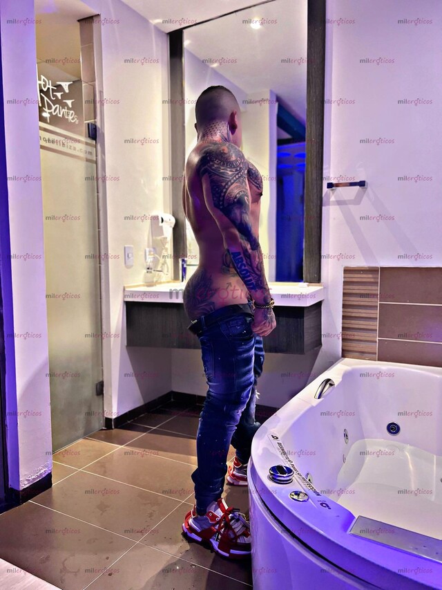 FOTOS DE DISPONIBLE A DOMICILIO O EN MI SITIO 24 HORAS VERSÁTIL CONOCEME