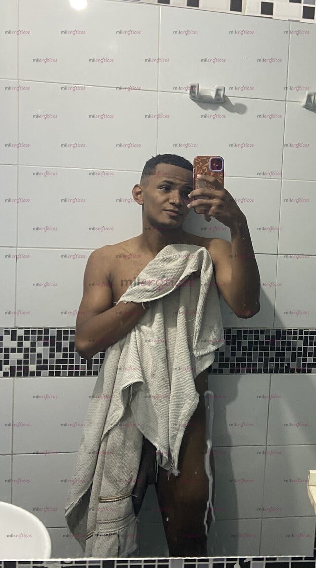 FOTOS DE VEN Y DEJA QUE ESTE MORENO VERGO TE COMPLAZCA