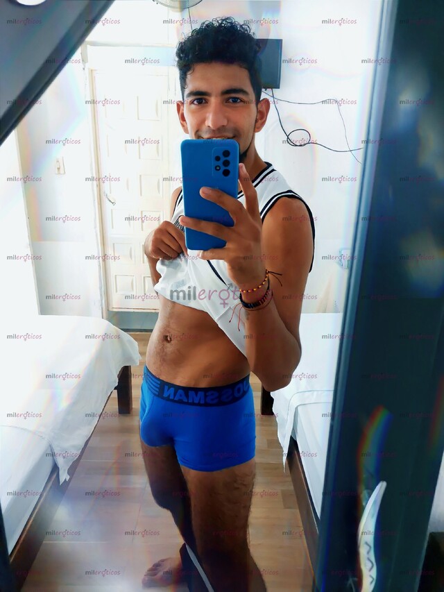 FOTOS DE JOVEN MORENO DISPONIBLE PARA COMPLACERTE