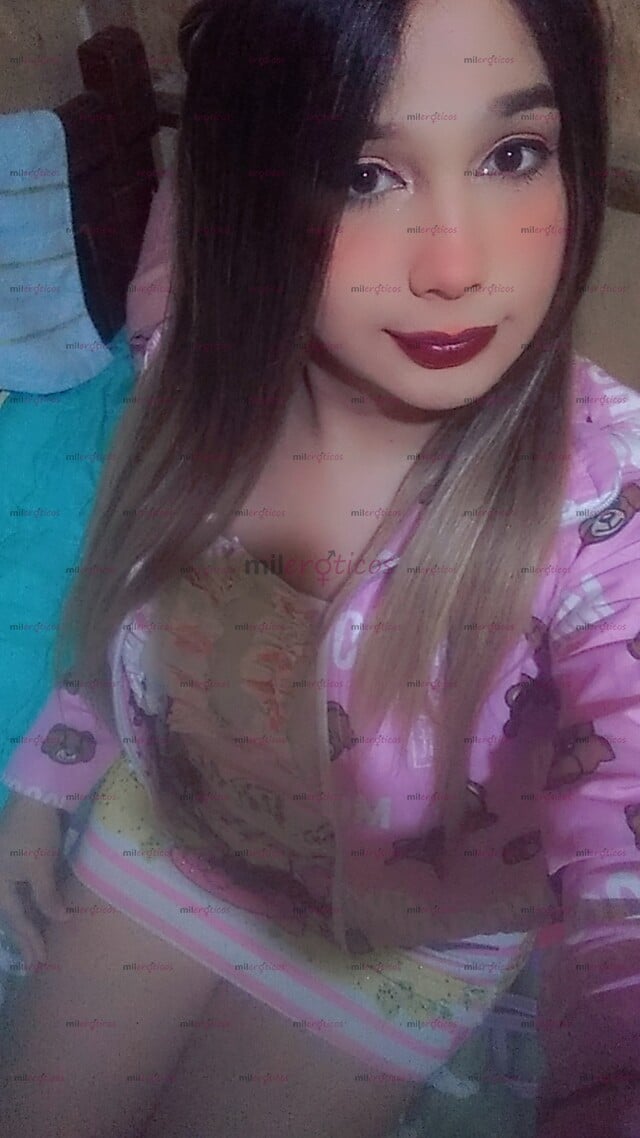 FOTOS DE HERMOSA POLLITA FEMENINA PARA TU SERVICIO CON SITIO PRIVADO.