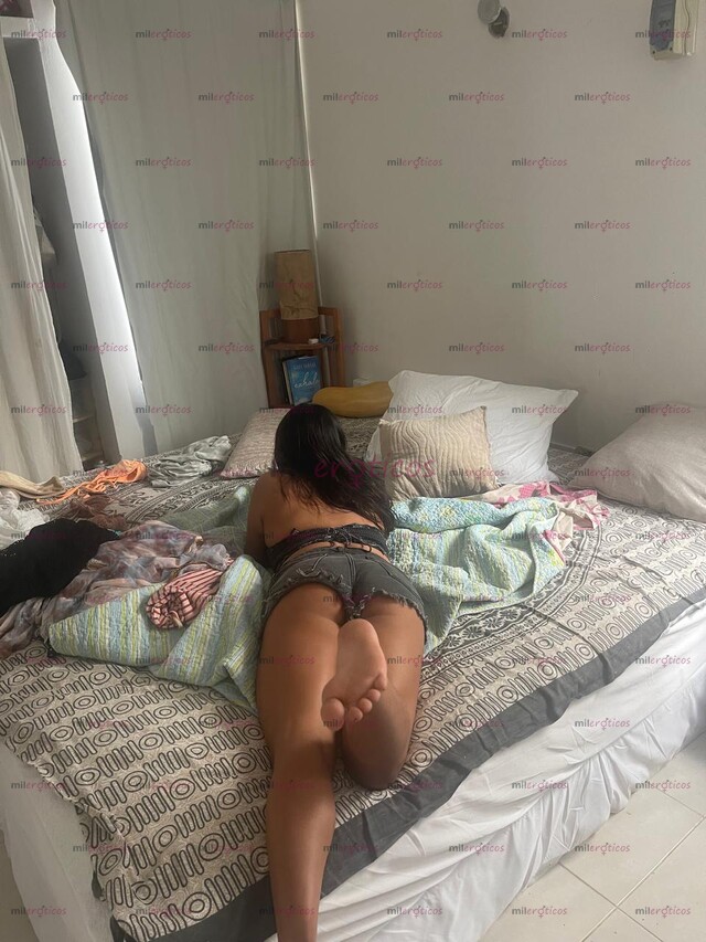 FOTOS DE HERMOSA ESTUDIANTE DE 22, NOS PODEMOS BENEFICIAR AMBOS!!