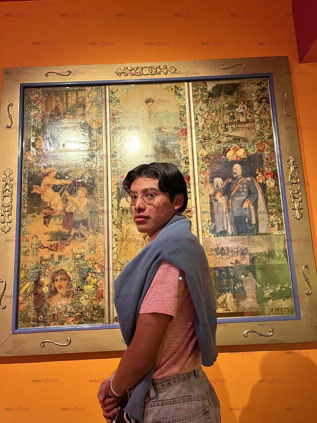 FOTOS DE SERVICIO DE COMPAÑÍA PARA EVENTOS Y CITAS CON UN LINDO CHICO.