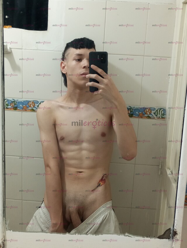 FOTOS DE SORNERO Y ARRECHO DISPUESTO A TODO VERGÓN