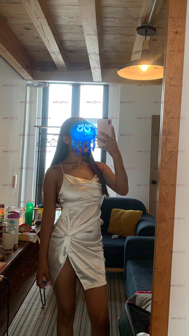 FOTOS DE JOVEN ESTUDIANTE TENGO 20 AÑOS BONITA Y DE BUEN CUERPO DISPONIBLE