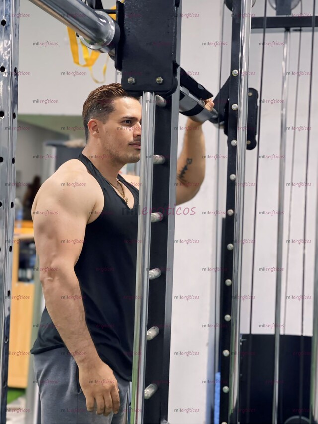 FOTOS DE MACHO SEXY 100% HETEROXESUAL SERIO DISCRETO COMPLACIENTE.