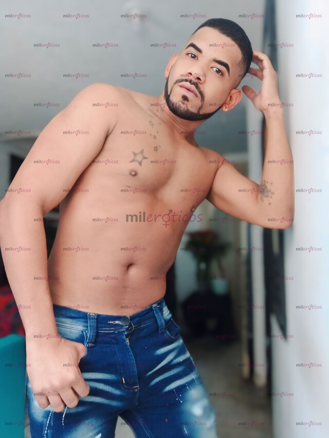 FOTOS DE MORENO CALIENTE TOTALMENTE COMPLACIENTE BIEN ARRECHITO