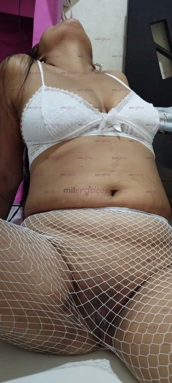 FOTOS DE FETISH WHATEVER YOU WANT BABE VERY HOT AND SENSUAL RICH FOX GO AHEAD AND HAVE FU
