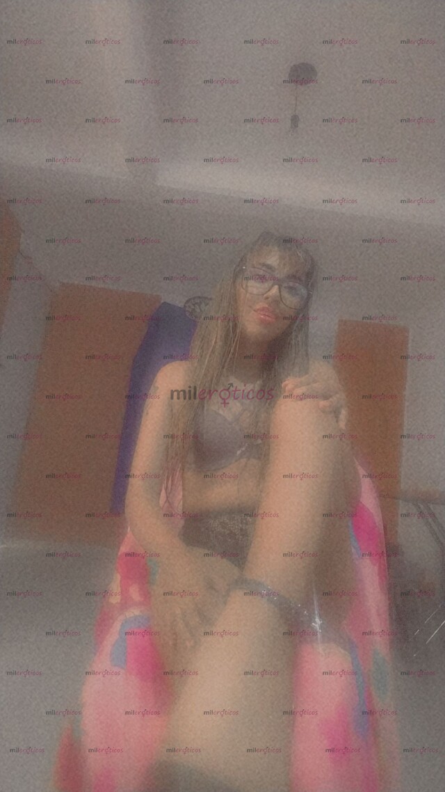 FOTOS DE HOLA MI AMOR SOY UNA FLAKITA MORENITA MUY CALIENTE