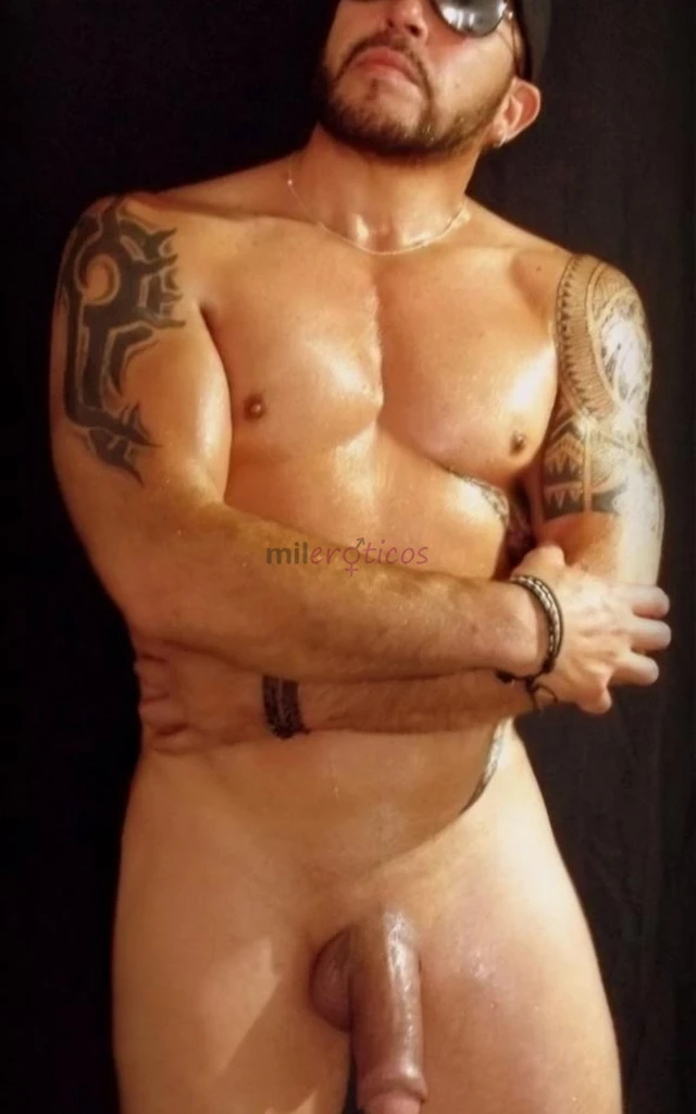 Hombre machote cumplidor de todo lo que quieras educado tema de conversacion agradable compania no dudes en contactarme espero con ansias conocernos y...