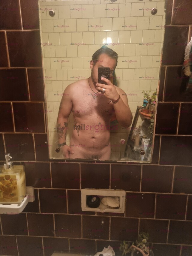 FOTOS DE ENTRENADOR FISICO DOTADO LISTO PARA HACERTE GOZAR