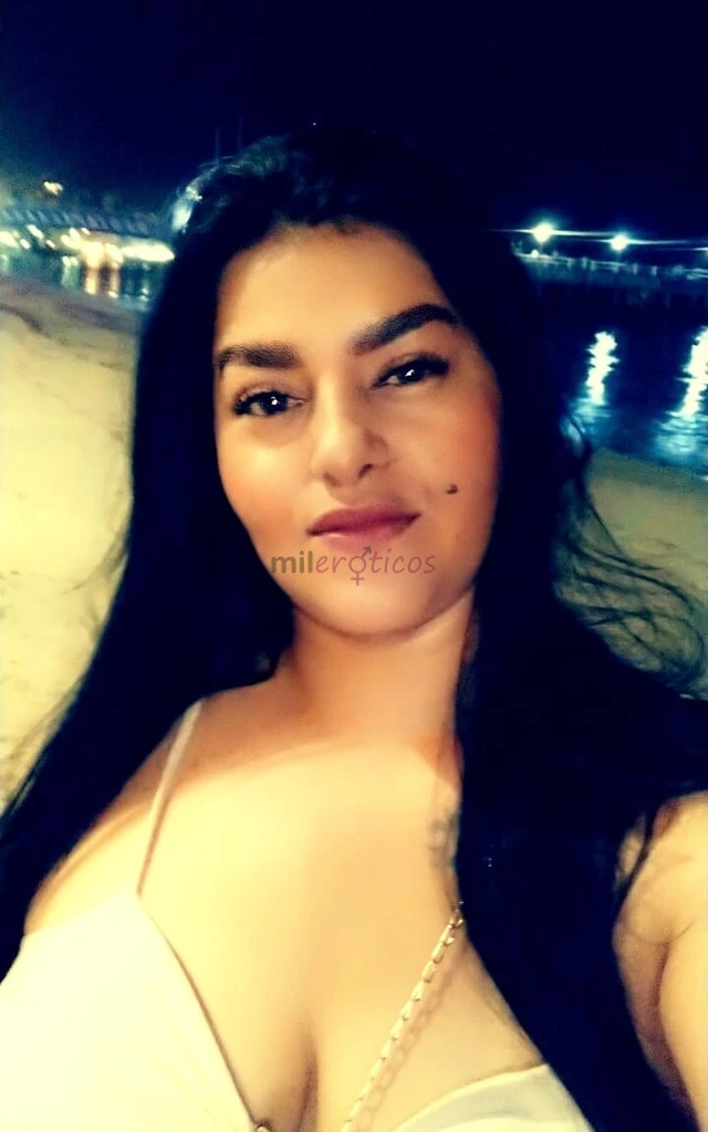 Ola meus amores sou novo na sua cidade venho encher voces de prazer e fogosa adoro sexo anal forte e quero cavalgar seu penis delicioso sou submissa e...