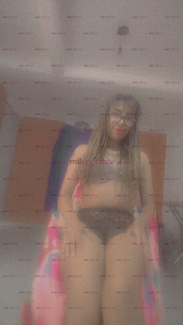 FOTOS DE HOLA MI AMOR SOY UNA HERMOSA MORENITA FLAKITA DE 20 AÑOS