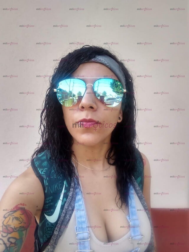 FOTOS DE VENTA DE CONTENIDA DE LINDA UNIVERSITARIA (FOTOS Y O VIDEOS)