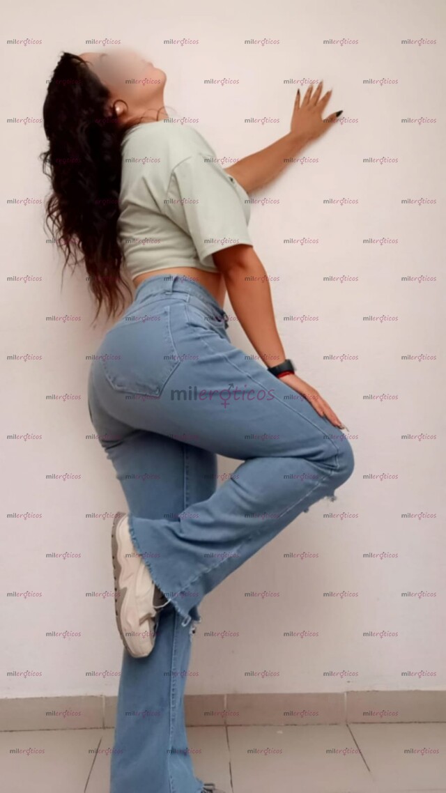 FOTOS DE CARISMÁTICA, LINDA Y ME ENCANTA CHUPÁRTELA RICO PAPI 7