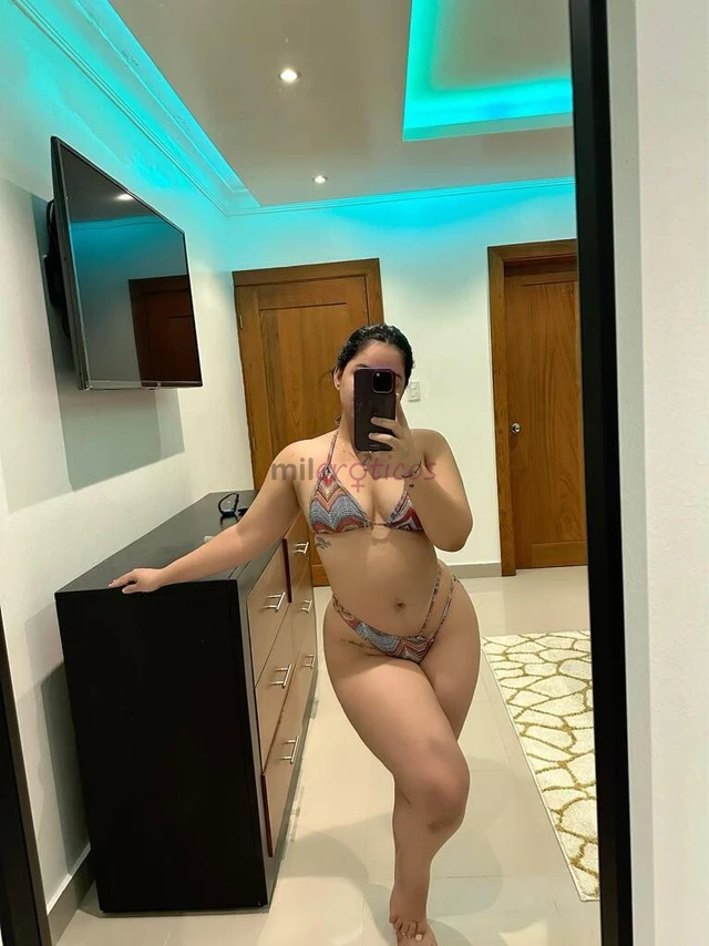 Sou uma acompanhante carinhosa cheirosa identica as fotos e sem frescura faco o estilo namoradinha mas tambem sei ser muito sapeca meu atendimento e c...