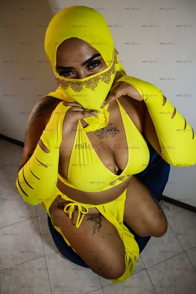 FOTOS DE SHARLOT HERMOSA SENSUAL RICA PELINEGRA TATUADA SÚPER COMPLACIENTE