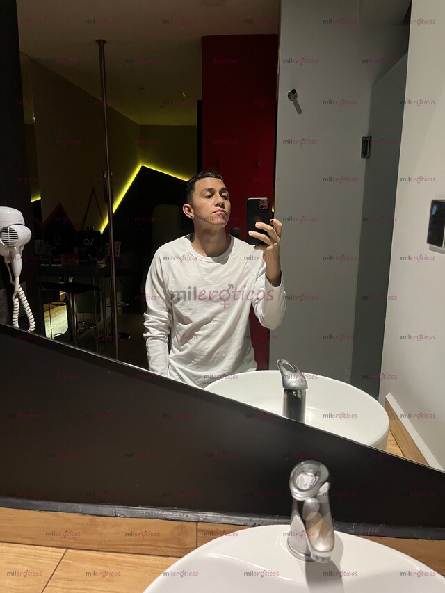 FOTOS DE GIGOLÓ PARA DAMAS EXIGENTES ESCRIBE Y NO TE VAS A ARREPENTIR