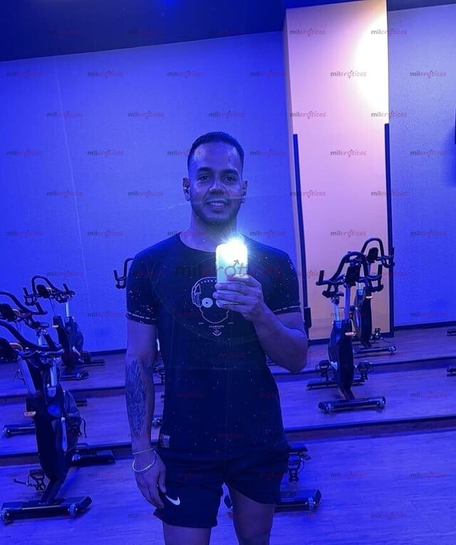 FOTOS DE CON SITIO, CULON VARON ALTO , BUEN CULO Y PIERNAS BUENA MONDA GRUESA,CHUPADOR