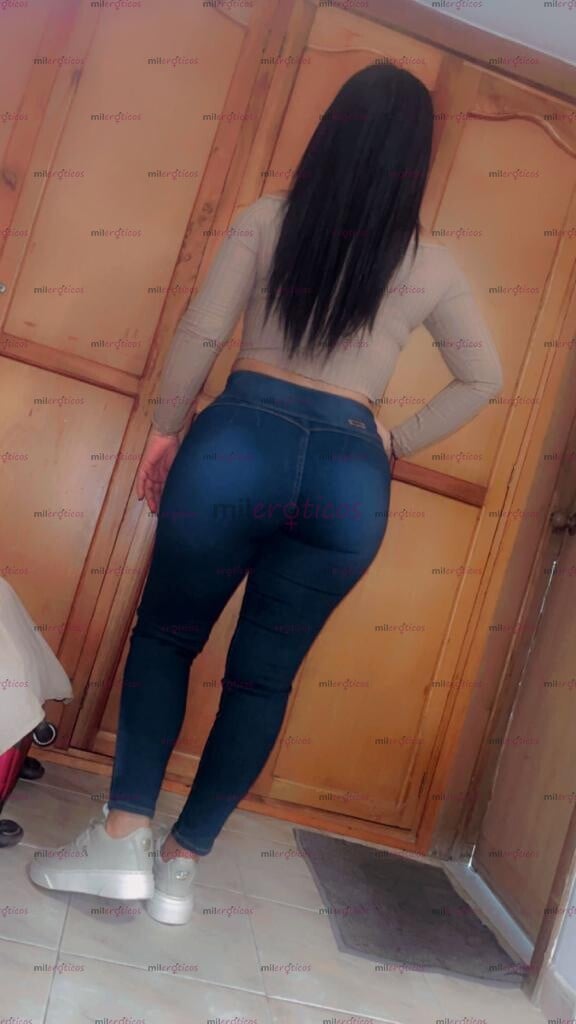 FOTOS DE RICA MAMASITA CON UN DELICIOSO TRASERO PARA DELEITARTE PAPI