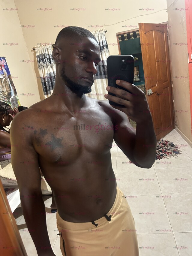 FOTOS DE NEGRO CON GANAS DE DAR BUENA VERGA MUY ACTIVO