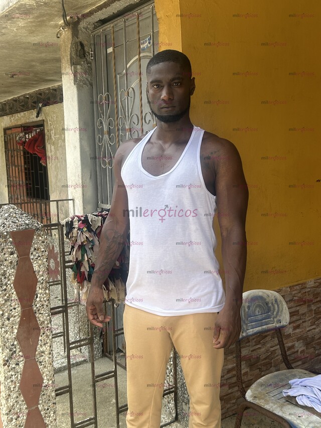 FOTOS DE NEGRO CON GANAS DE DAR BUENA VERGA MUY ACTIVO