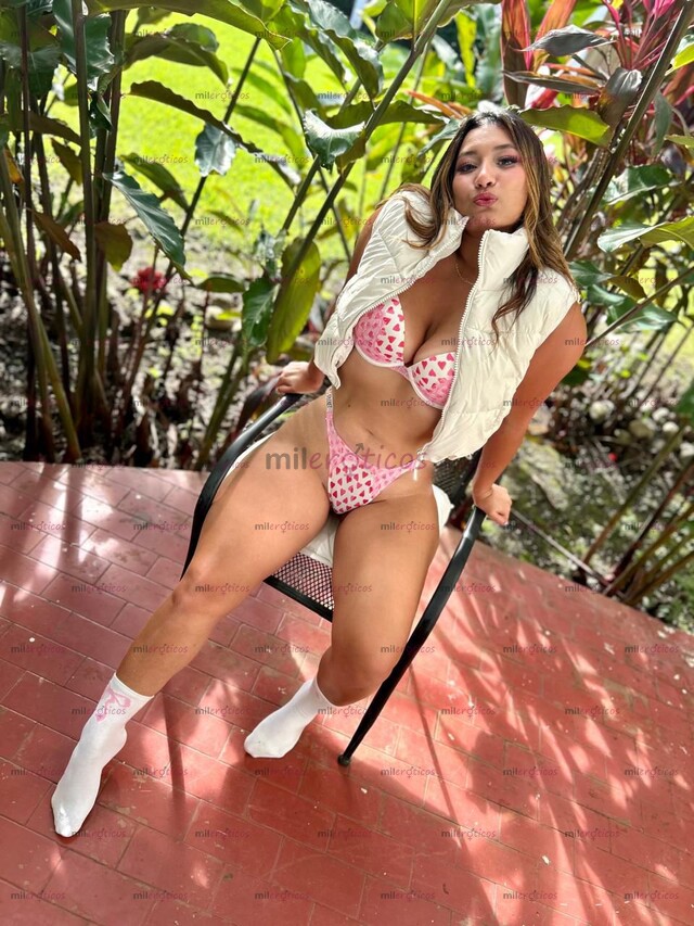 FOTOS DE HERMOSA, JOVEN Y SEXI, COLOMBIANA, POCOS DÍAS