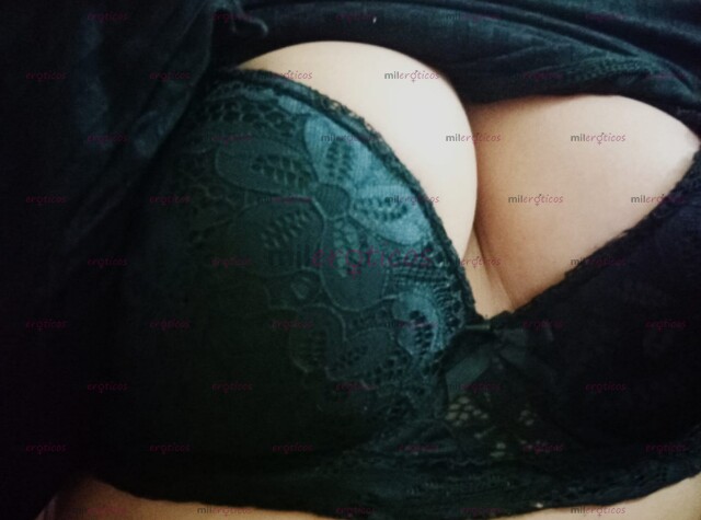 FOTOS DE PRIMERA VES EN TU CIUDAD...APRETADITA Y MUY SEXOXA