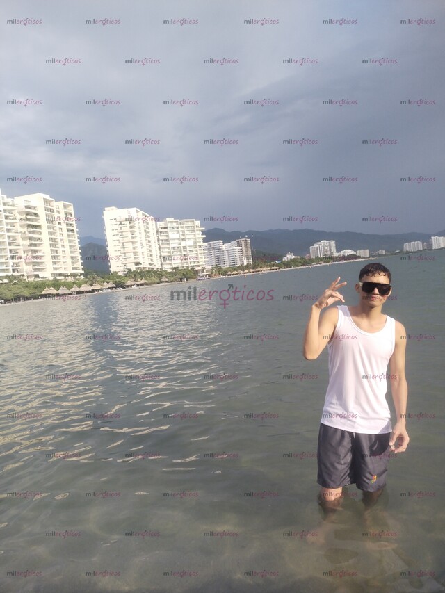 FOTOS DE , ACTIVO ,MUY RESERVADO MIDO 183 DE ALTURA..SERIO EN LO MÍO ,