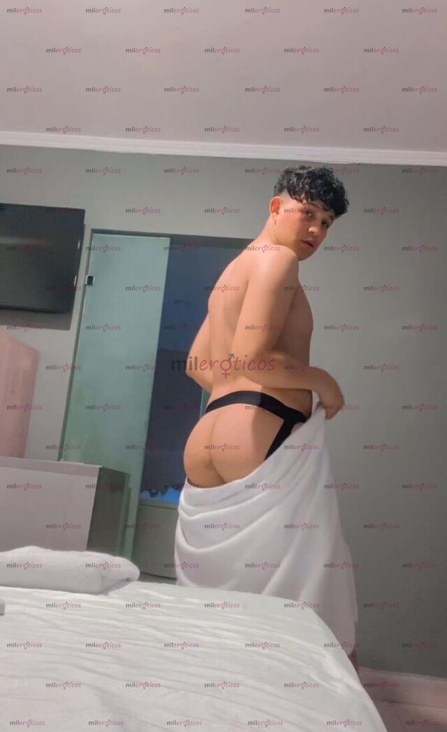 FOTOS DE CHICO VERSÁTIL VERGON Y CULON MUY COMPLACIENTE