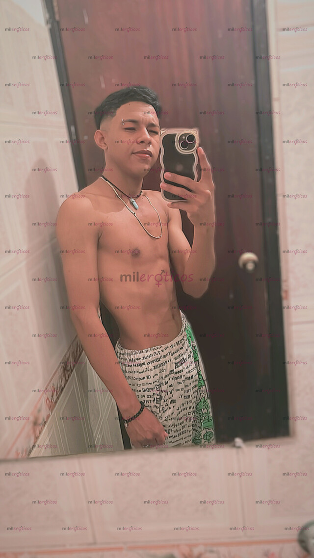 FOTOS DE SOY UN FLACO DE PIEL CANELA CON EL CHIMBO GRANDE