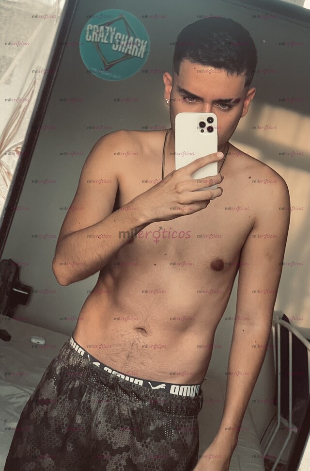 FOTOS DE MUCHACHO ESTUDIANTE DISCRETO, PASA UN MOMENTO AGRADABLE CONMIGO