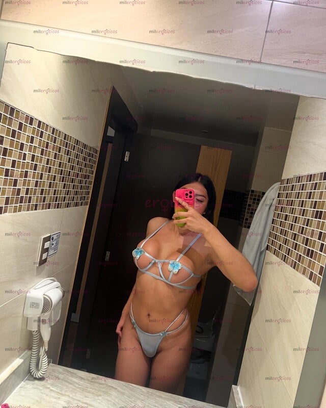 FOTOS DE LA AMA DE LOS SUMISOS Y MACHOS SOY LA PREÑA CULOS FULL ACTIVA SIEMPRE CALIENTE Y