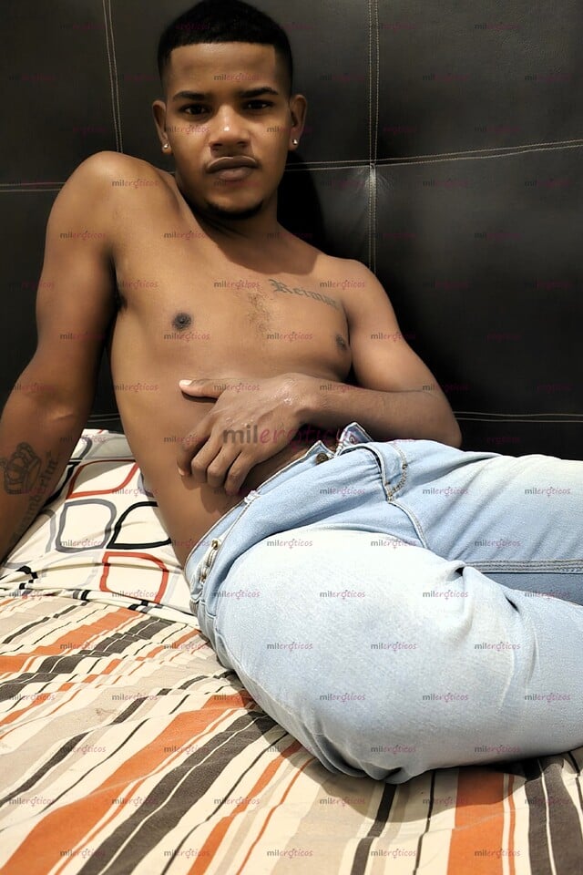 FOTOS DE XXL 22CM VENEZOLANO MORENO FOGOSO Y CARGADO DE PASIÓN