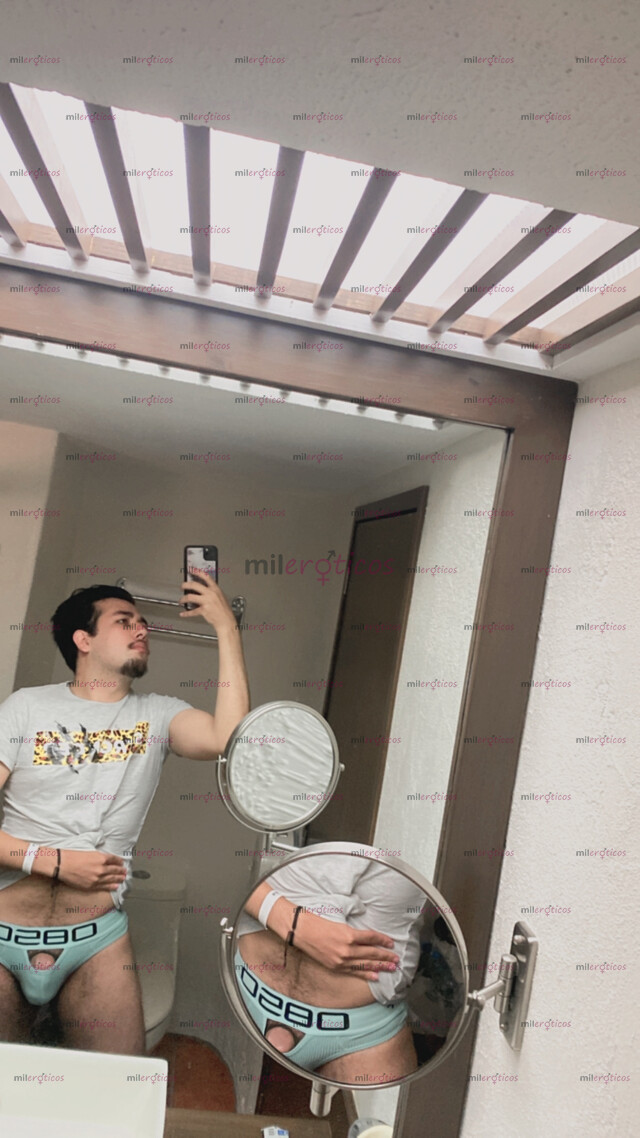 FOTOS DE JONATHAN, CHICO GUAPO E INTELIGENTE 17CM Y CON BUEN