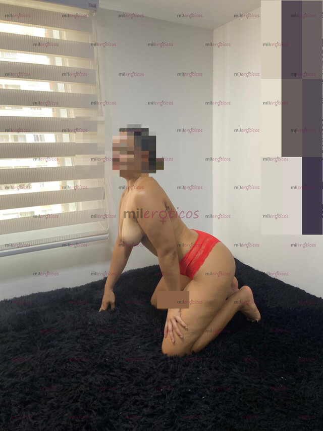 FOTOS DE HOLA, HE VISTO TU PERFIL SEXY Y JOVEN PAISA DISPUESTA A SACARTE TODA LA LECHE!