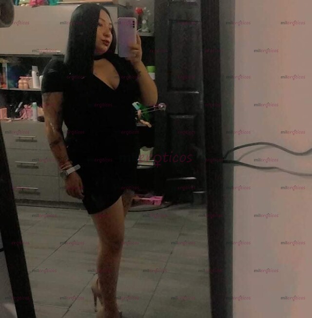 FOTOS DE VAGINA APRETADITA Y MUY CALIENTE CON GANAS DE SER PENETRADA